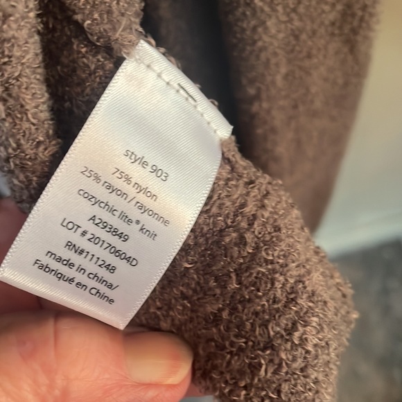 Barefoot Dreams drape front cardigan. Size S/M - Picture 4 of 6